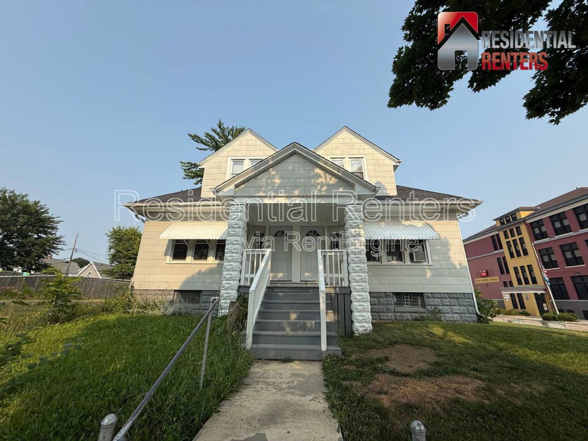 Apartment for rent at 3204 N 24th St #LEFT, Milwaukee, WI 53206
