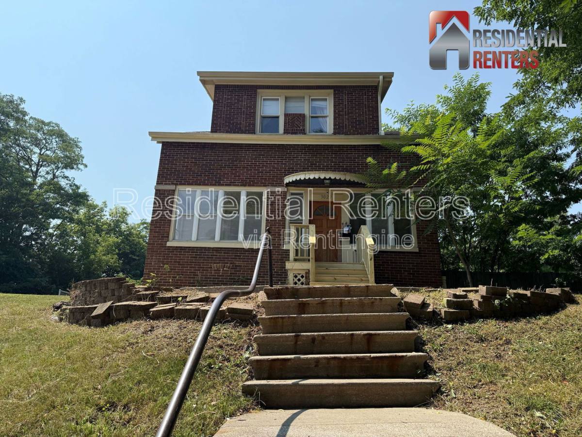 House for rent at 3027 N 2nd St, Milwaukee, WI 53212