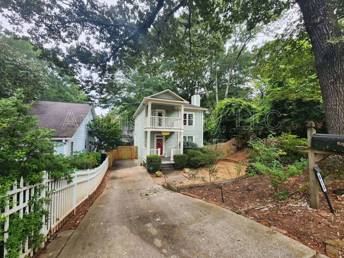 House for rent at 613 Home Ave SE, Atlanta, GA 30312