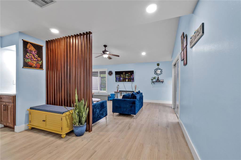 House for rent at 607 Village Lake Dr, Fort Lauderdale, FL 33326