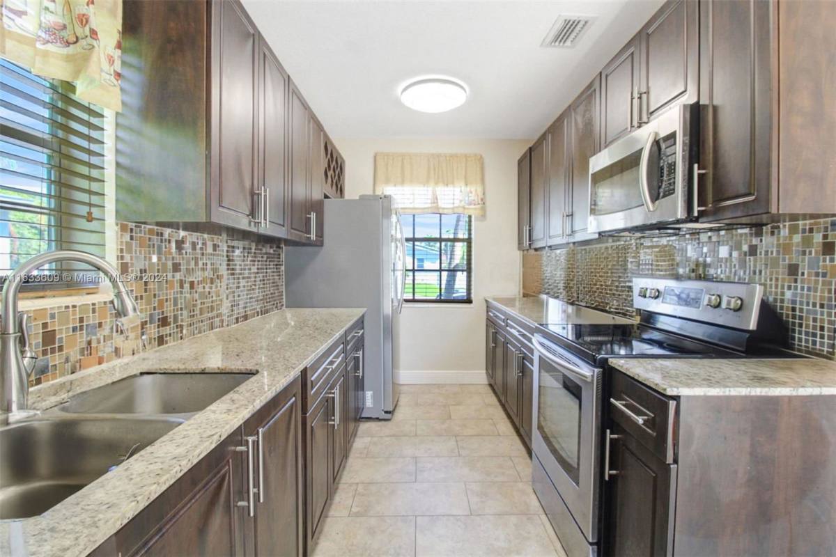 House for rent at 8230 SW 30th St, Miami, FL 33155