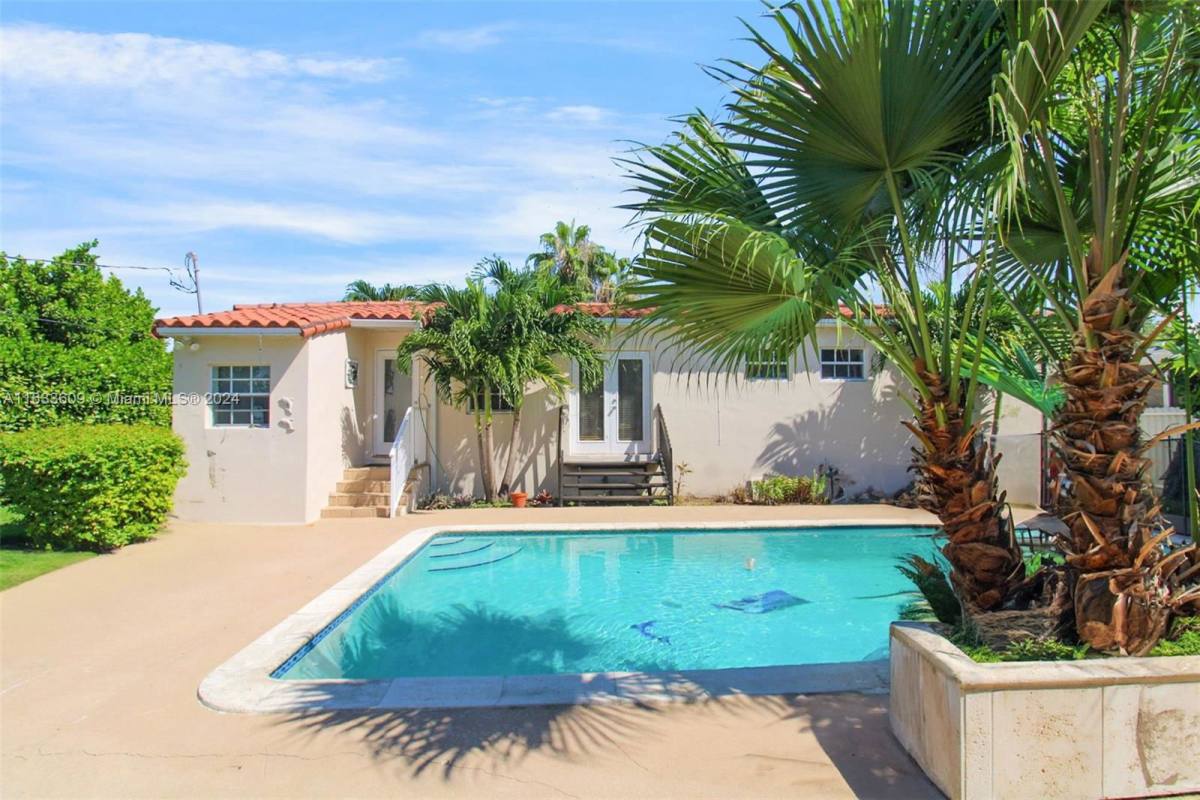 House for rent at 8230 SW 30th St, Miami, FL 33155