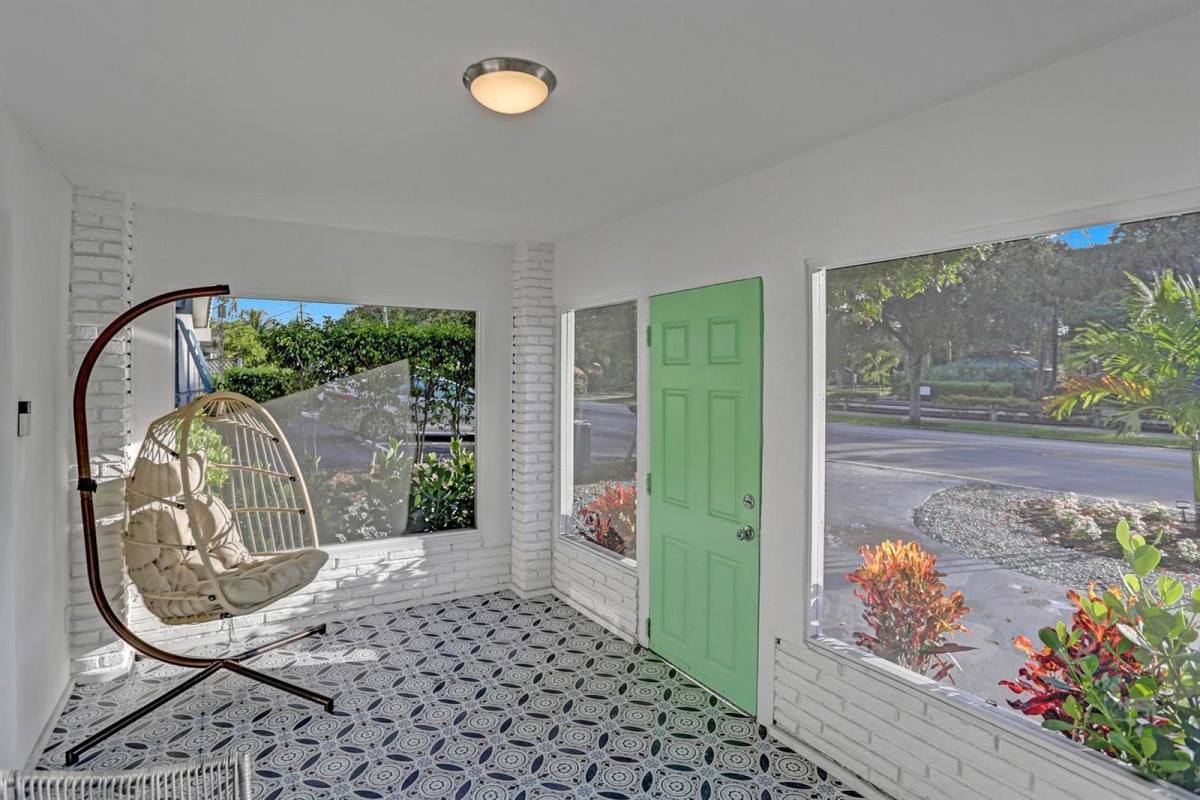 House for rent at 1121 SW 15th Ave, Fort Lauderdale, FL 33312