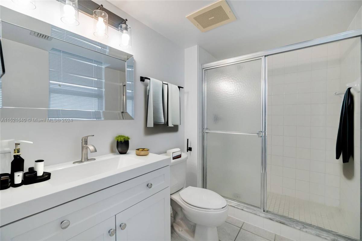Apartment for rent at 2665 SW 37th Ave, Miami, FL 33133