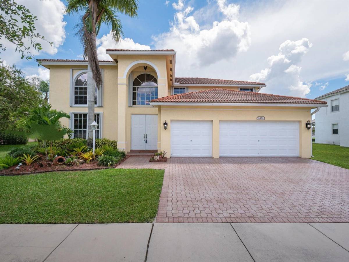 House for rent at 1421 NW 138th Way, Pembroke Pines, FL 33028