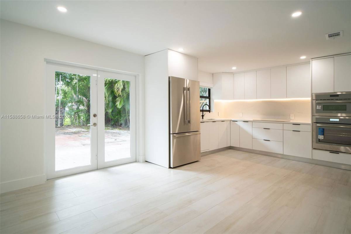 House for rent at 3666 SW 26th St, Miami, FL 33133