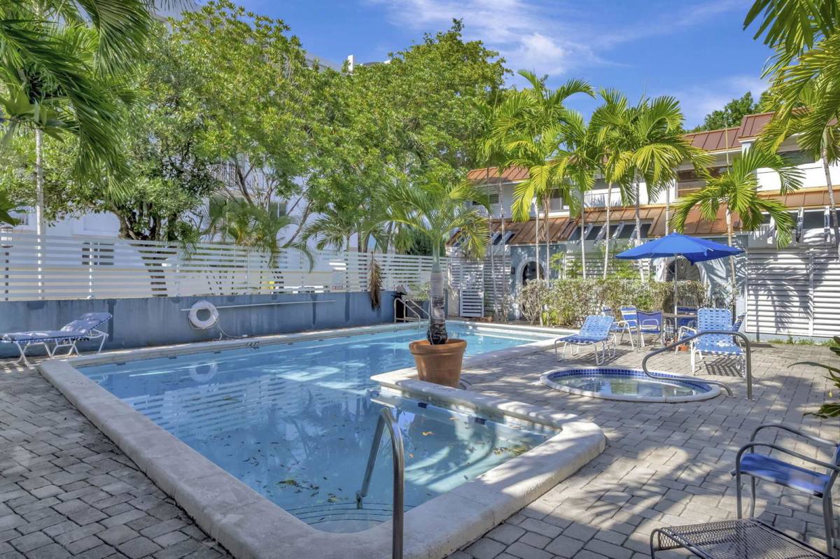 Townhouse for rent at 519 NE 38th St, Miami, FL 33137