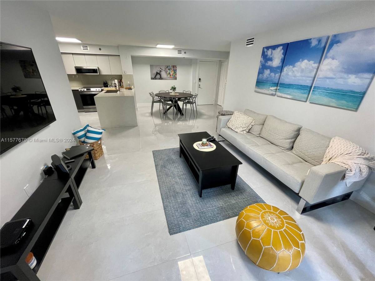 Apartment for rent at 19801 E Country Club Dr, Miami, FL 33180
