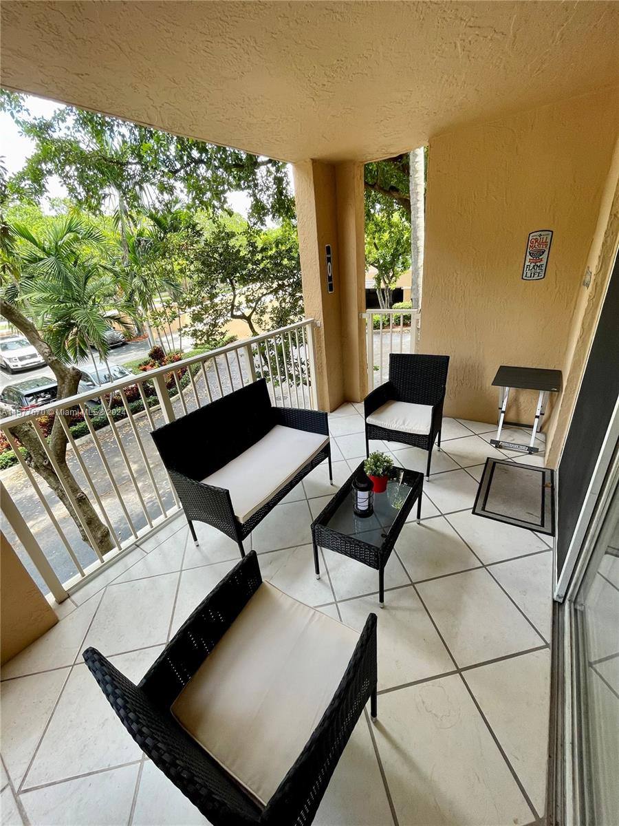 Apartment for rent at 19801 E Country Club Dr, Miami, FL 33180