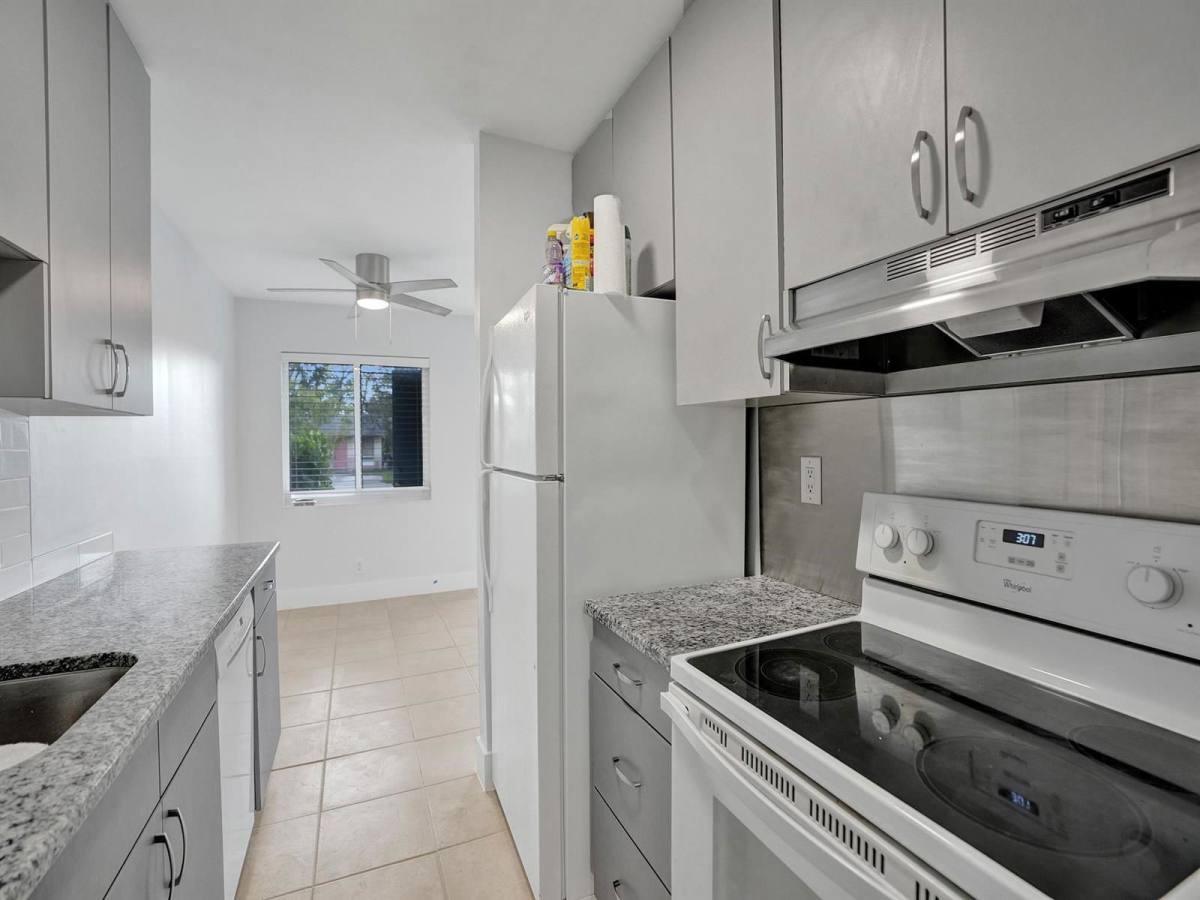 House for rent at 831 SW 14th St, Fort Lauderdale, FL 33315
