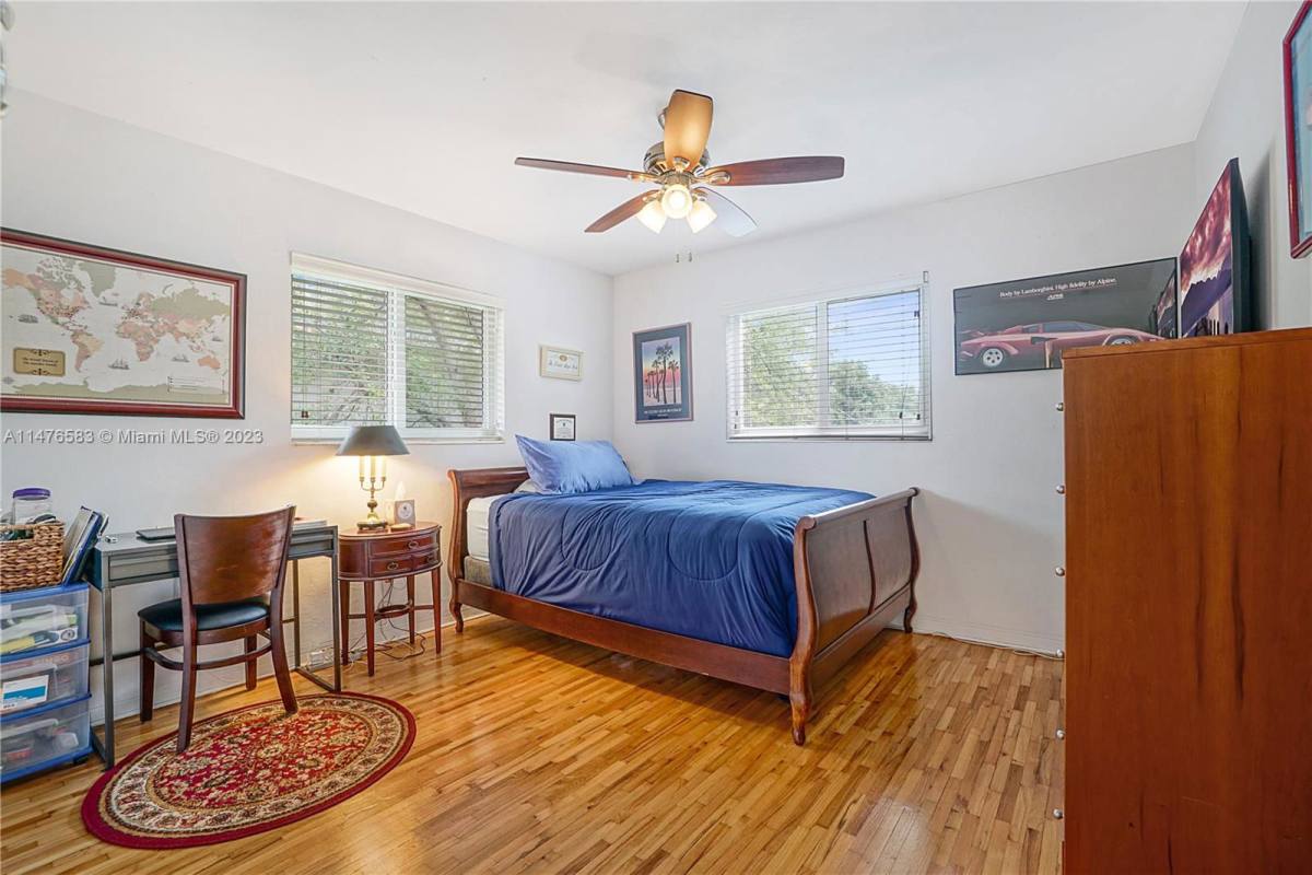 House for rent at 2720 S Le Jeune Rd, Miami, FL 33134