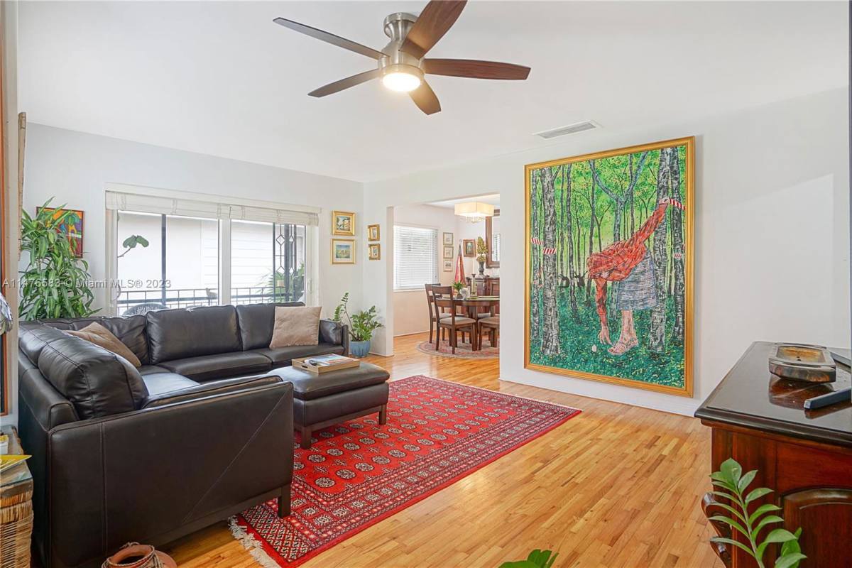 House for rent at 2720 S Le Jeune Rd, Miami, FL 33134