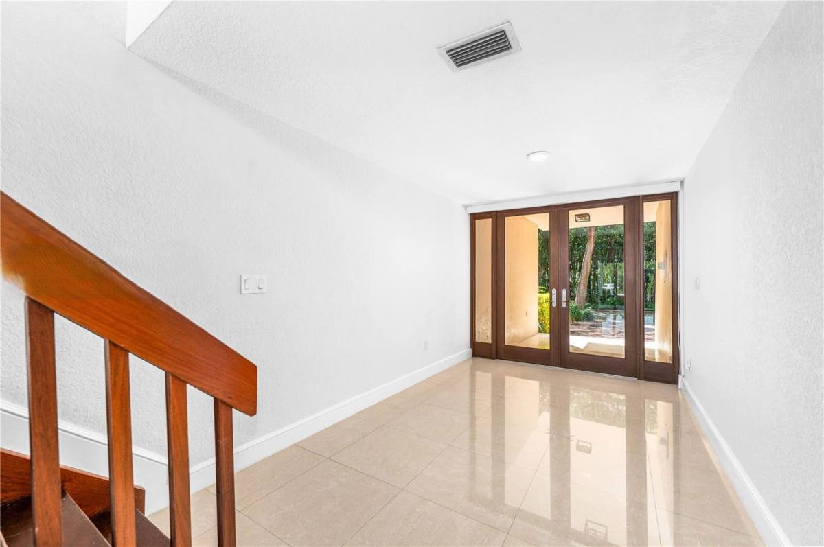 House for rent at 5990 Paradise Point Dr, Miami, FL 33157