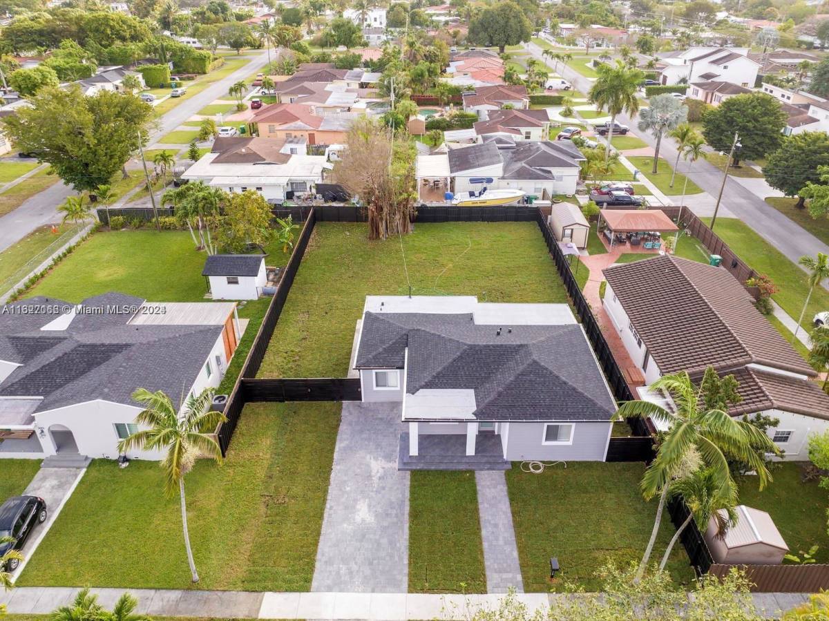 House for rent at 3015 SW 69th Ave, Miami, FL 33155