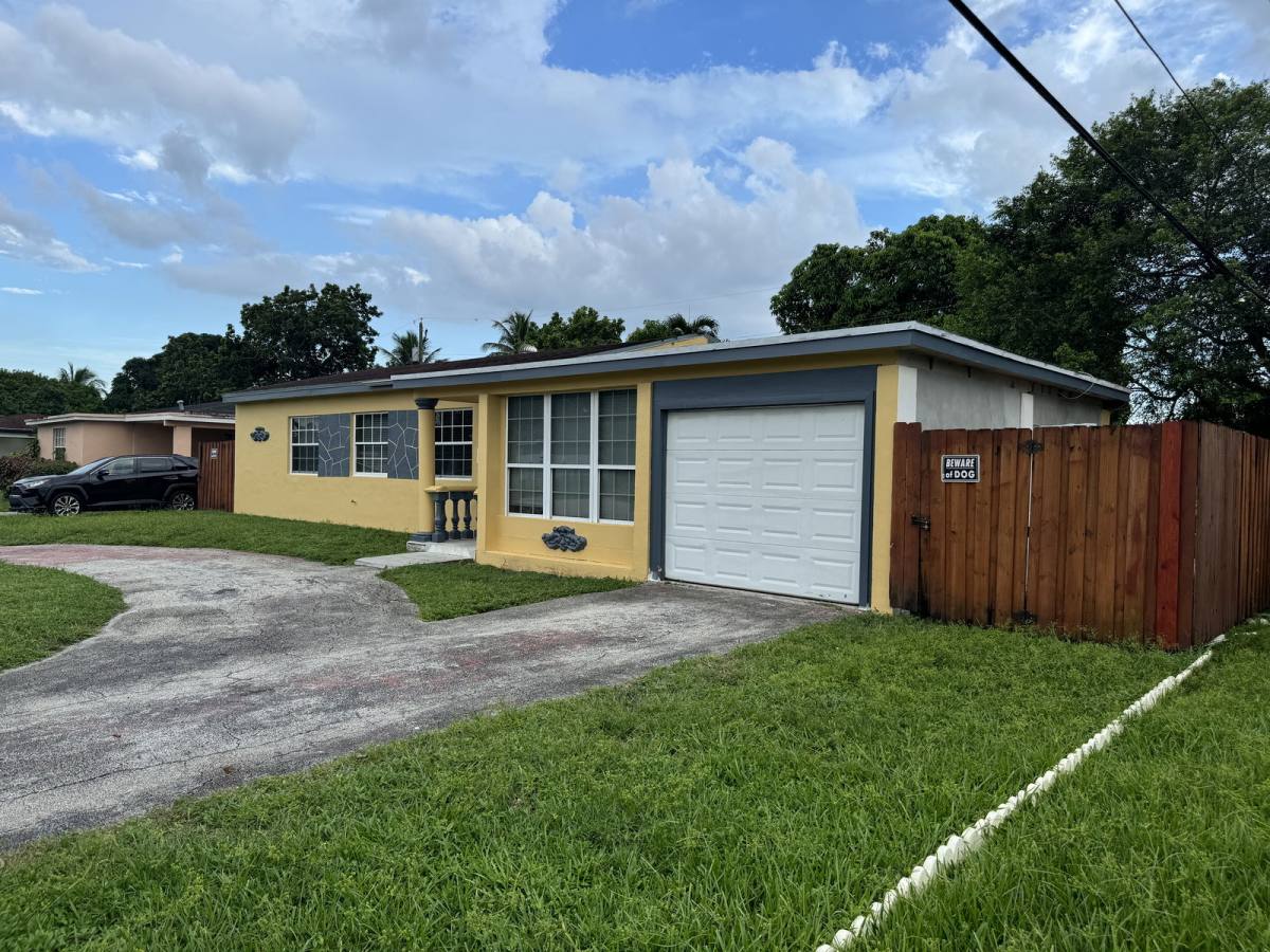 House for rent at 620 NW 186th St, Miami, FL 33169