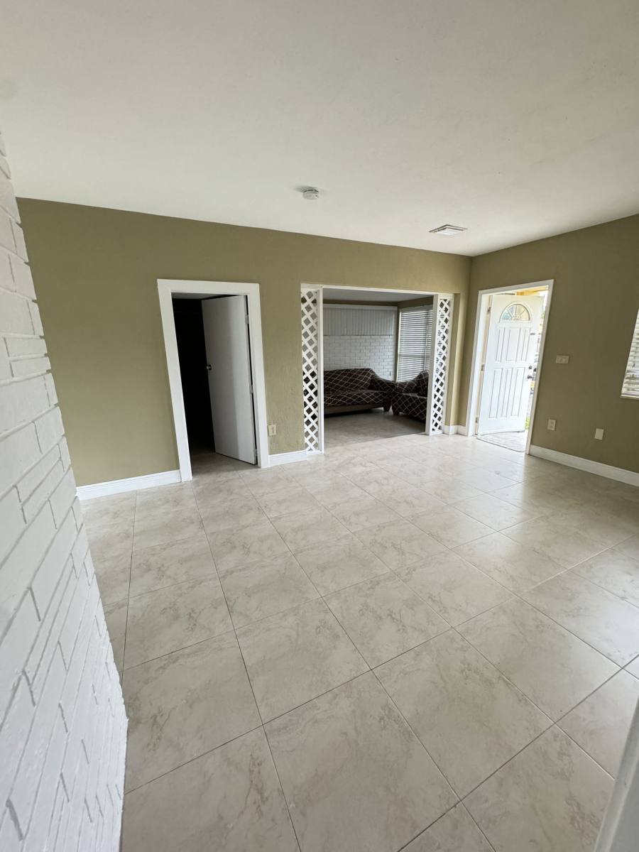 House for rent at 620 NW 186th St, Miami, FL 33169