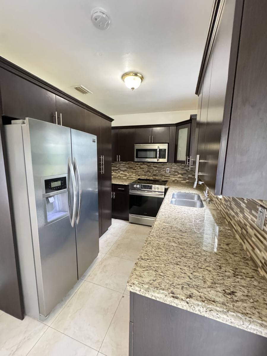 House for rent at 620 NW 186th St, Miami, FL 33169