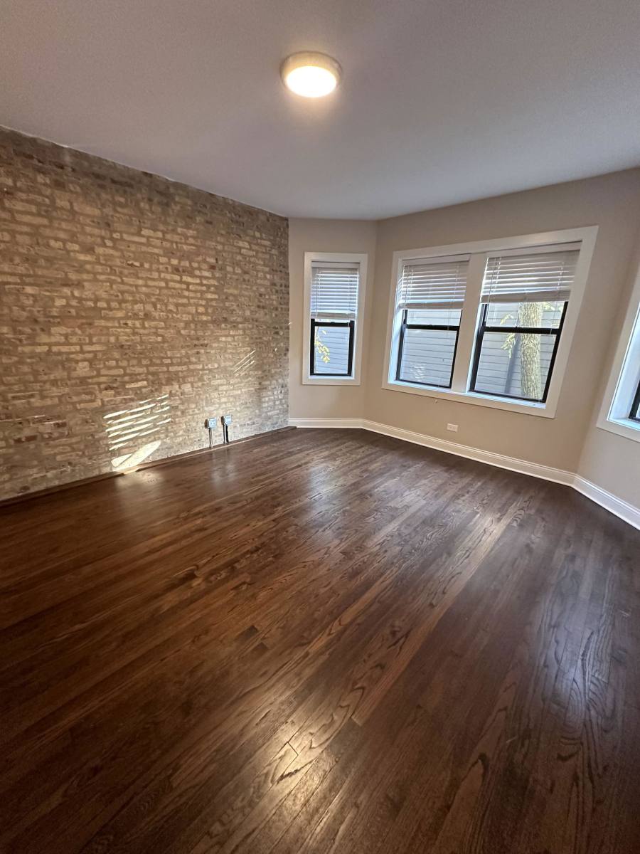 Apartment for rent at 2230 N Sawyer Ave #2W, Chicago, IL 60647
