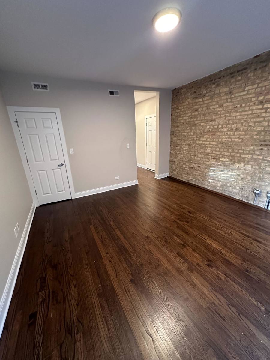 Apartment for rent at 2230 N Sawyer Ave #2W, Chicago, IL 60647