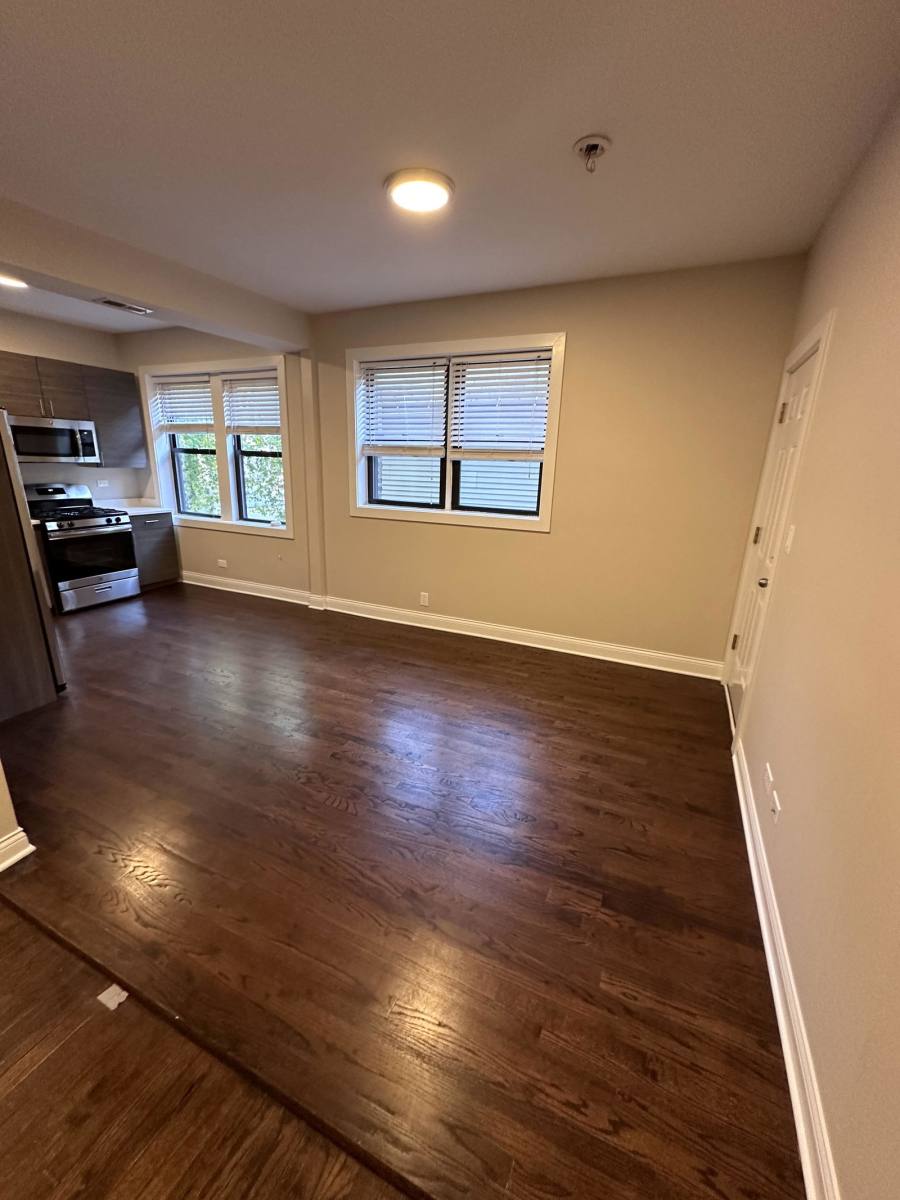 Apartment for rent at 2230 N Sawyer Ave #2W, Chicago, IL 60647