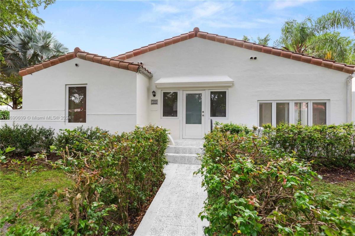 House for rent at 1222 Genoa St, Miami, FL 33134
