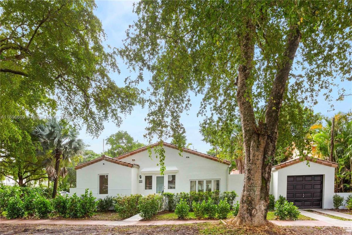 House for rent at 1222 Genoa St, Miami, FL 33134
