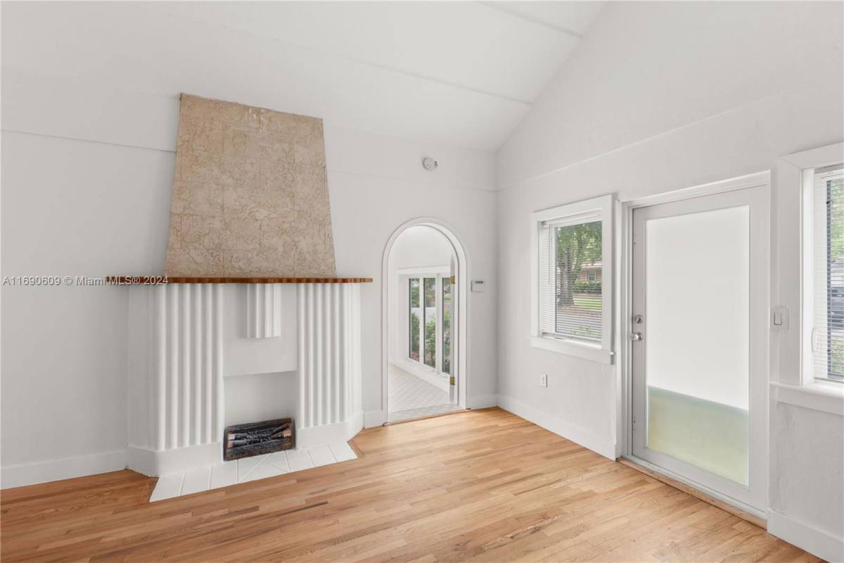 House for rent at 1222 Genoa St, Miami, FL 33134