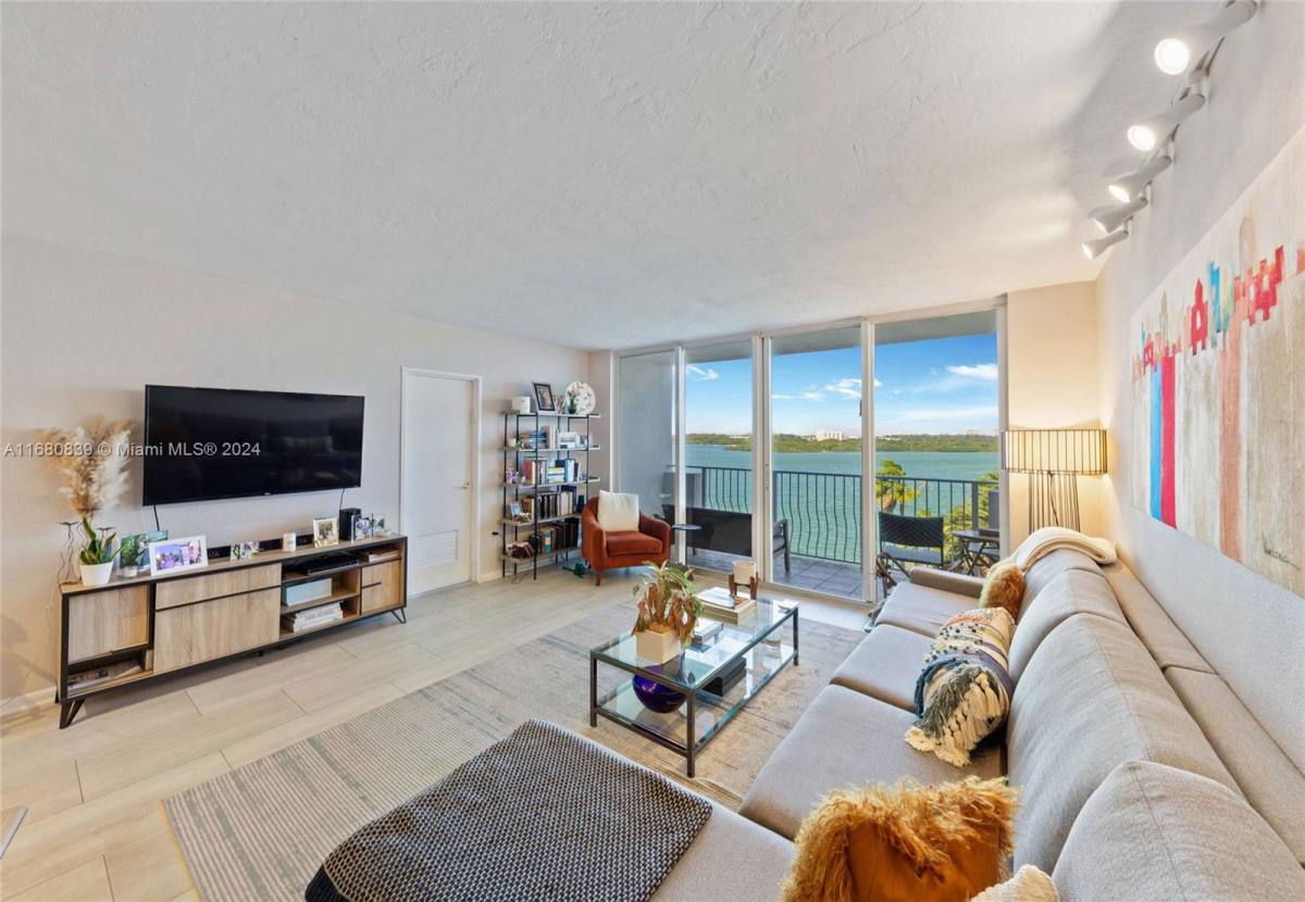 Apartment for rent at 10350 W Bay Harbor Dr, Miami Beach, FL 33154