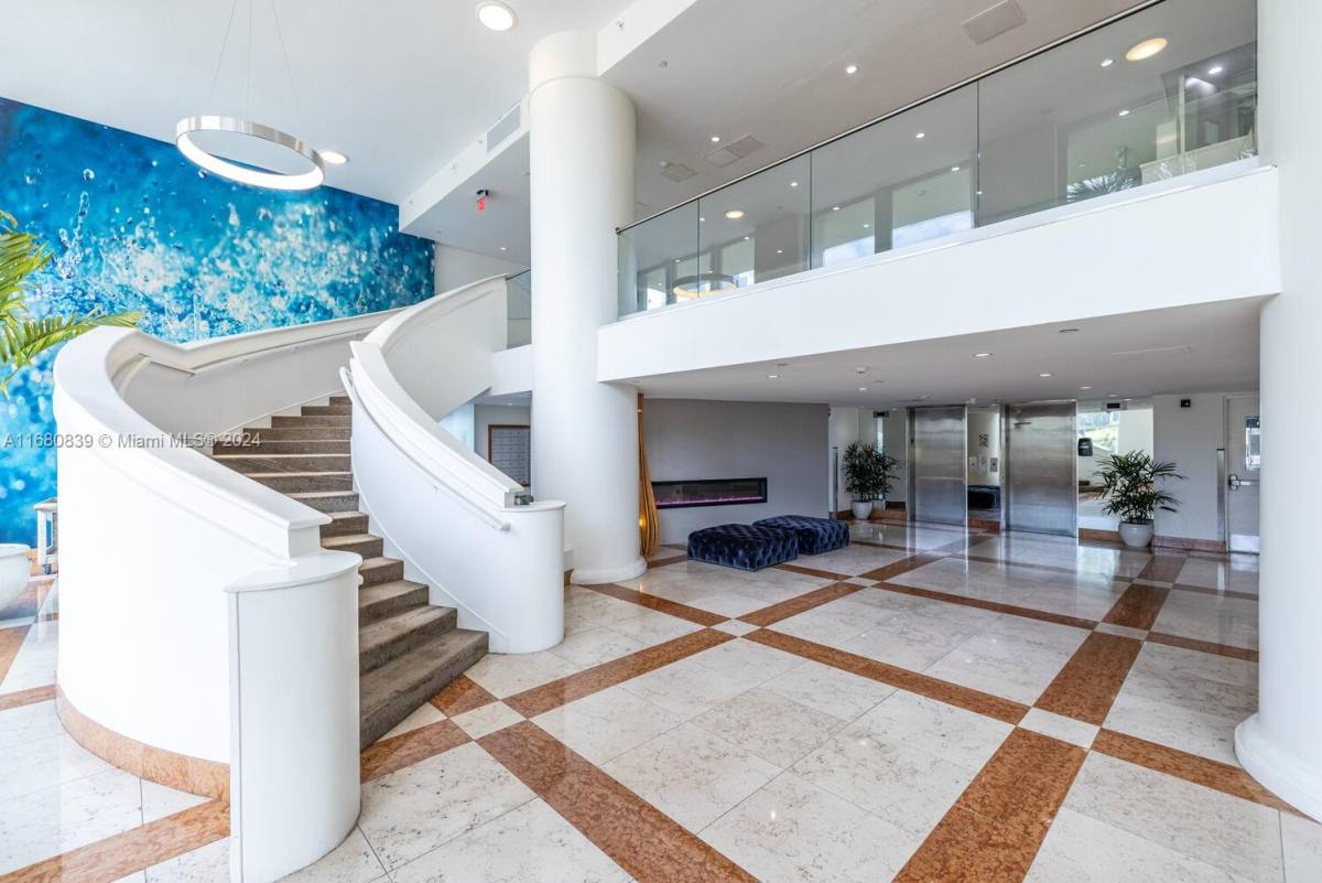 Apartment for rent at 10350 W Bay Harbor Dr, Miami Beach, FL 33154