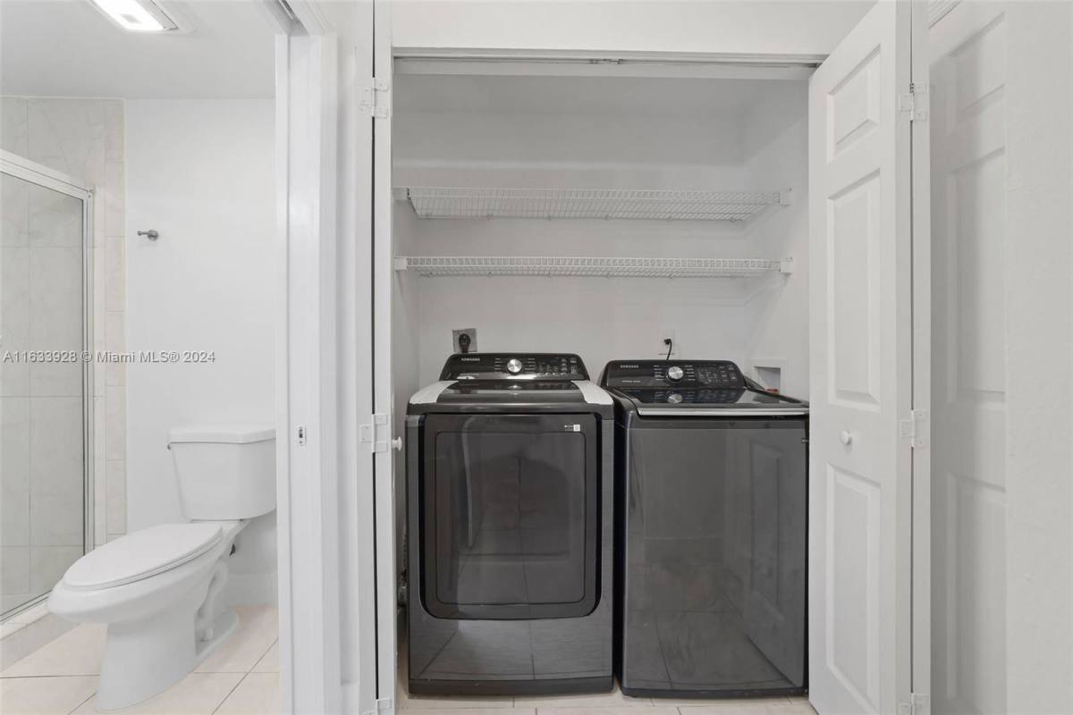 Condo for rent at 6831 SW 44th St, Miami, FL 33155