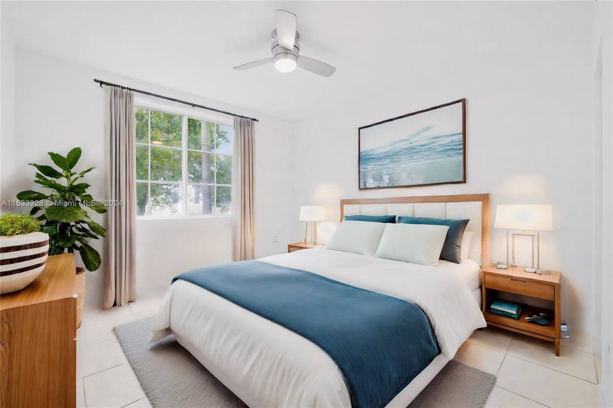 Condo for rent at 6831 SW 44th St, Miami, FL 33155