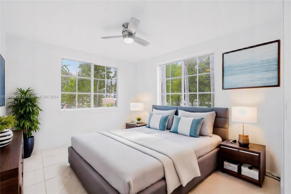 Condo for rent at 6831 SW 44th St, Miami, FL 33155