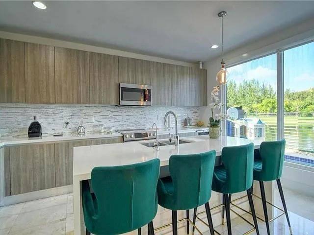House for rent at 6755 NW 103rd Ave, Miami, FL 33178