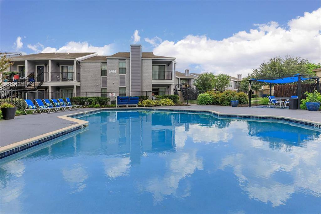 Apartment for rent at 5555 Holly View Dr #111, Houston, TX 77091