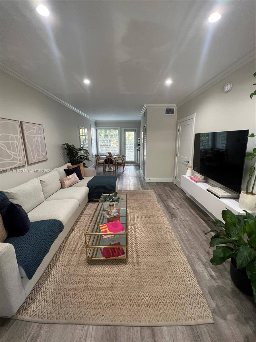 Townhouse for rent at 15 Madeira Ave #3, Miami, FL 33134