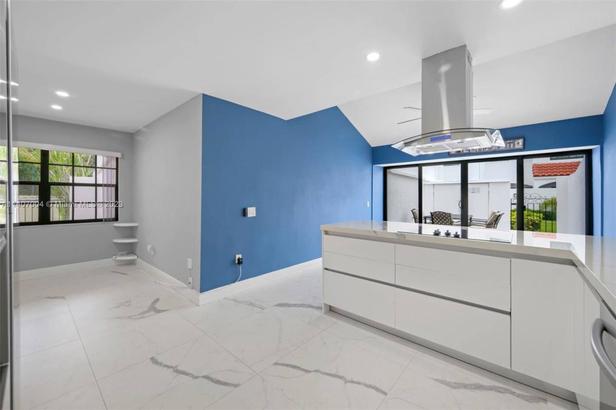 Townhouse for rent at 20904 Leeward Court, Miami, FL 33180