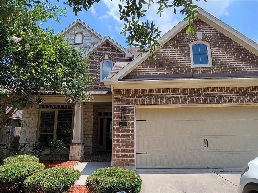 House for rent at 13308 Highland Lake Lane, Pearland, TX 77584