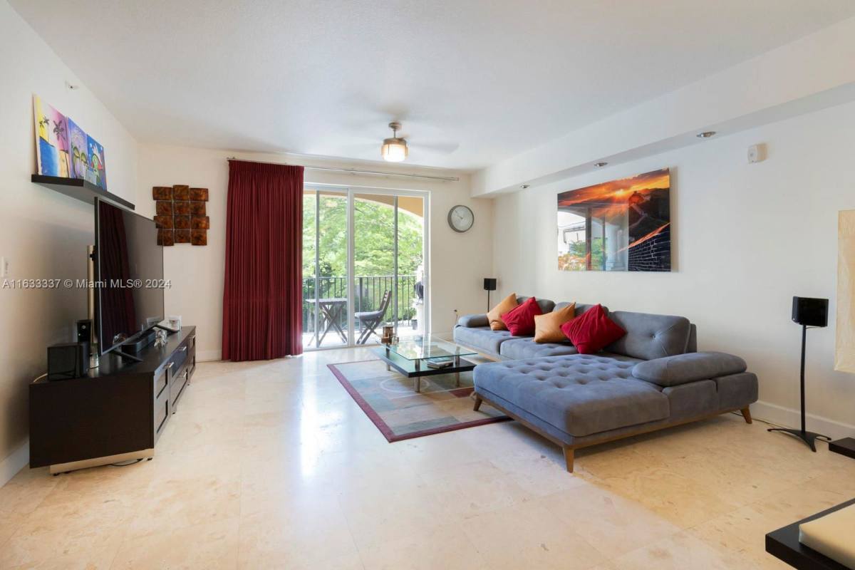 Condo for rent at 118 Zamora Ave, Miami, FL 33134