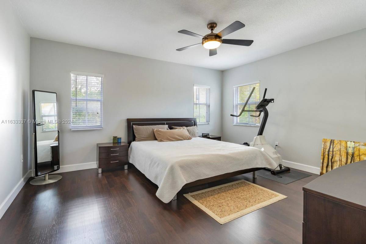 Condo for rent at 118 Zamora Ave, Miami, FL 33134