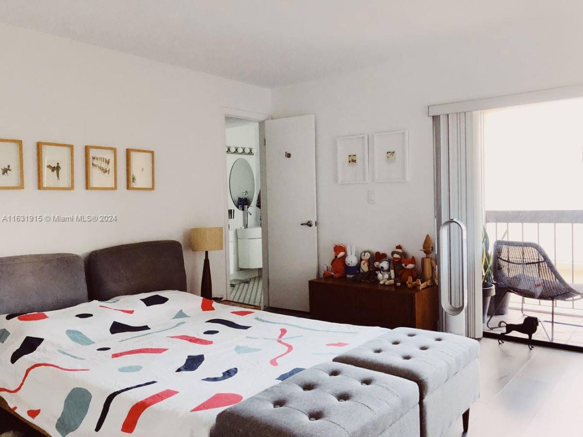 Townhouse for rent at 2420 Brickell Ave, Miami, FL 33129