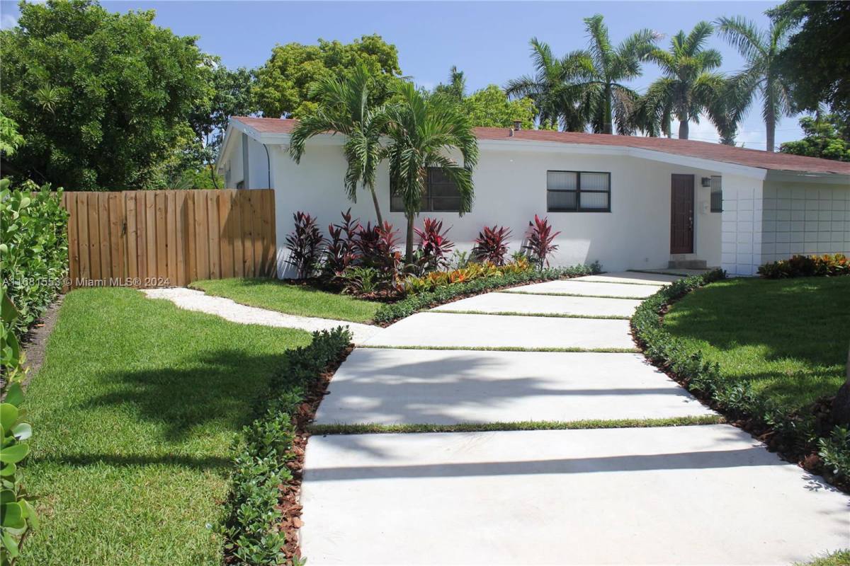 House for rent at 1420 Biarritz Dr, Miami Beach, FL 33141