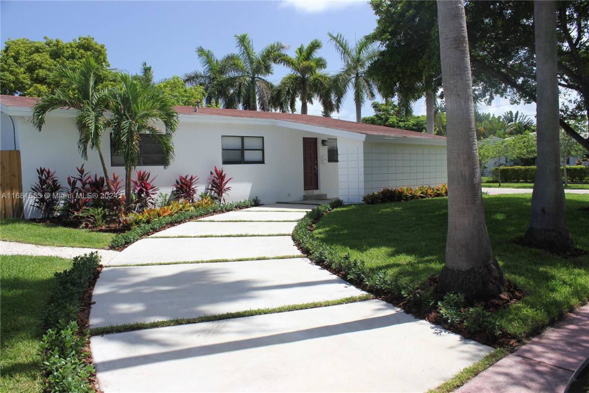 House for rent at 1420 Biarritz Dr, Miami Beach, FL 33141