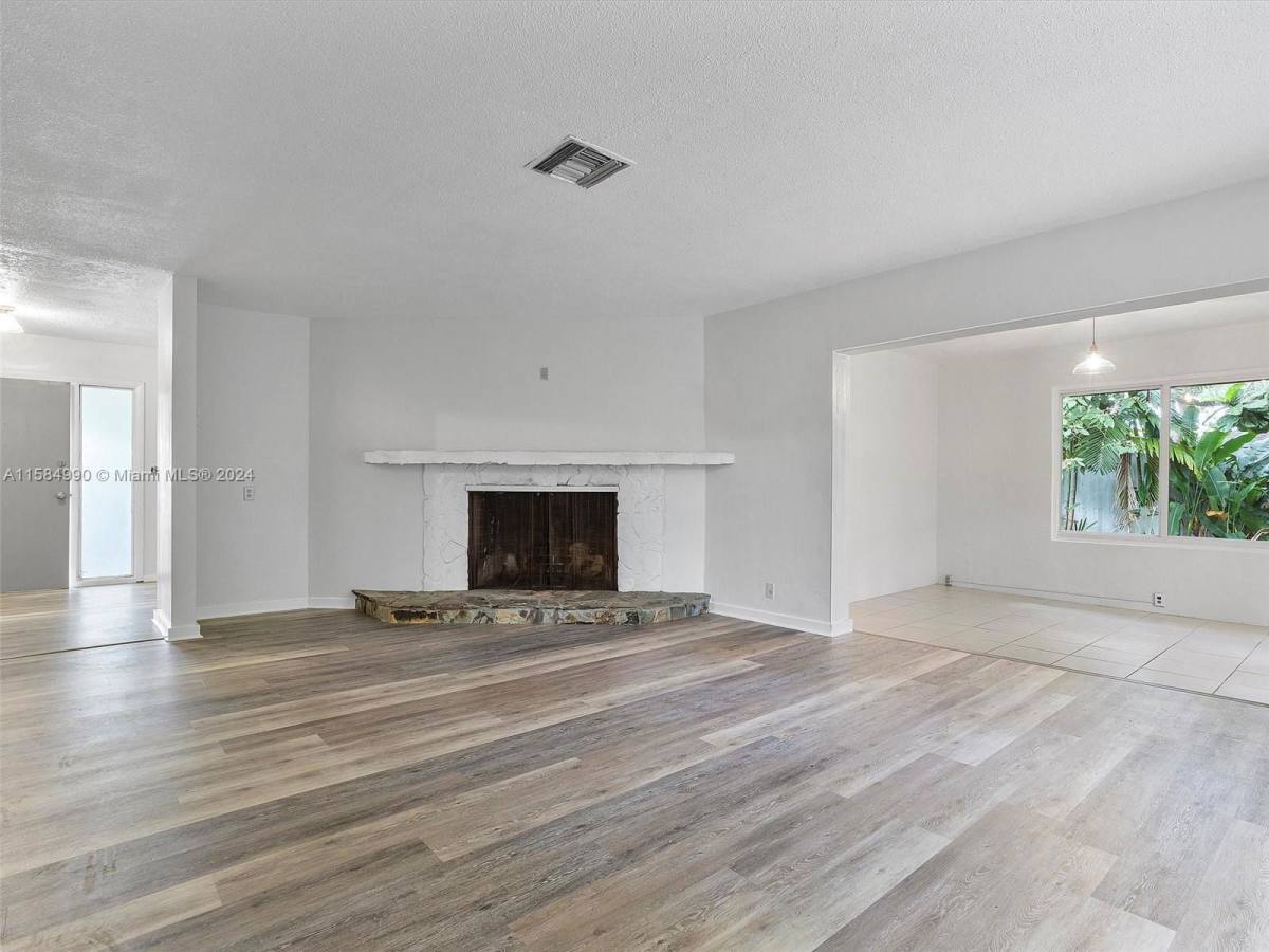 House for rent at 11000 NE 9th Ave, Miami, FL 33161