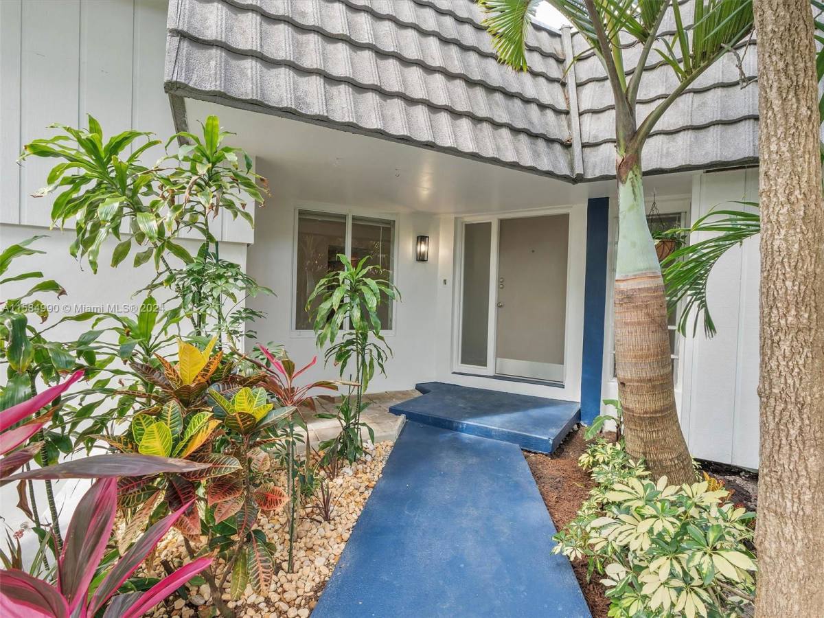 House for rent at 11000 NE 9th Ave, Miami, FL 33161