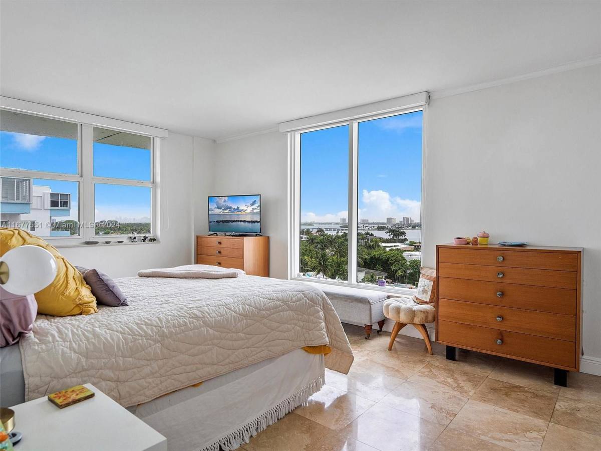 Condo for rent at 10350 W Bay Harbor Dr, Miami Beach, FL 33154