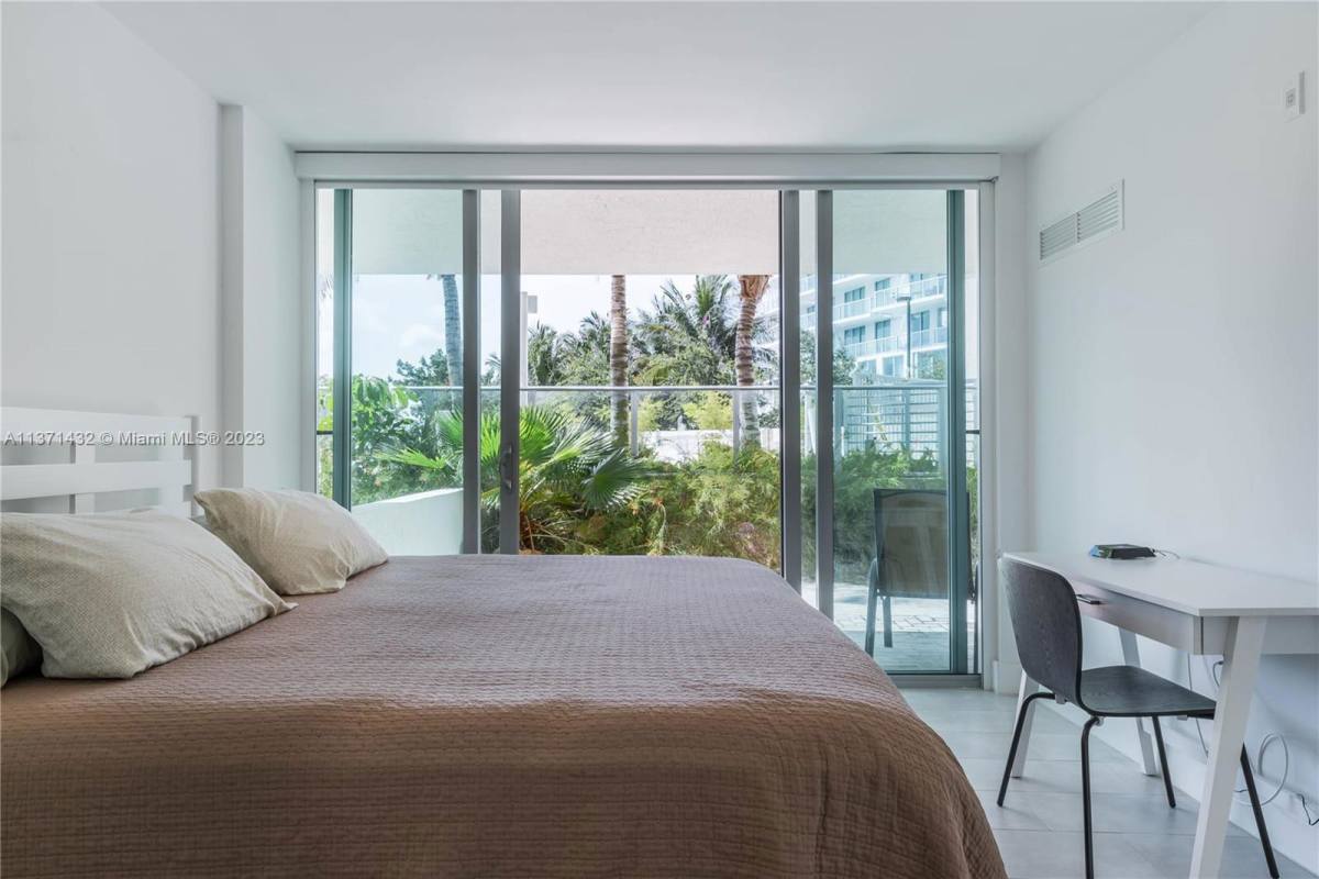Apartment for rent at 6620 Indian Creek Dr, Miami Beach, FL 33141