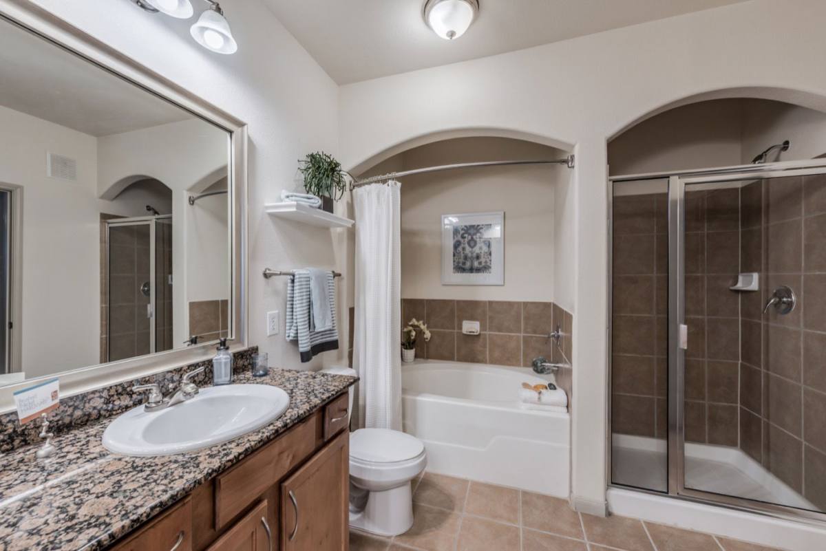 Apartment for rent at 8333 Braesmain Dr #1320, Houston, TX 77025