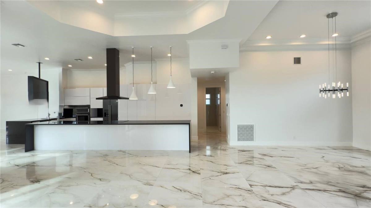 House for rent at 3763 Oak Ridge Circle, Fort Lauderdale, FL 33331