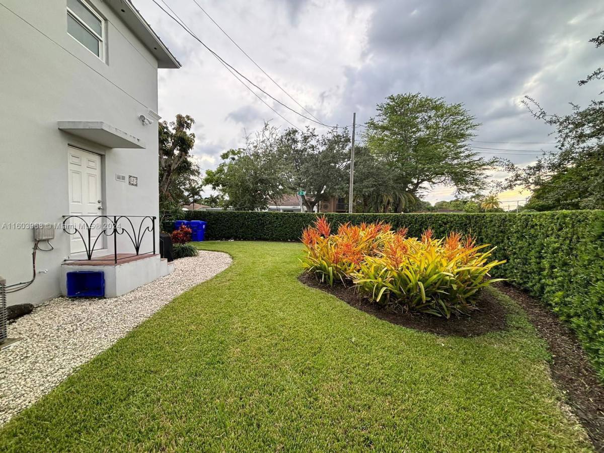 Apartment for rent at 685 SW 19th Rd, Miami, FL 33129