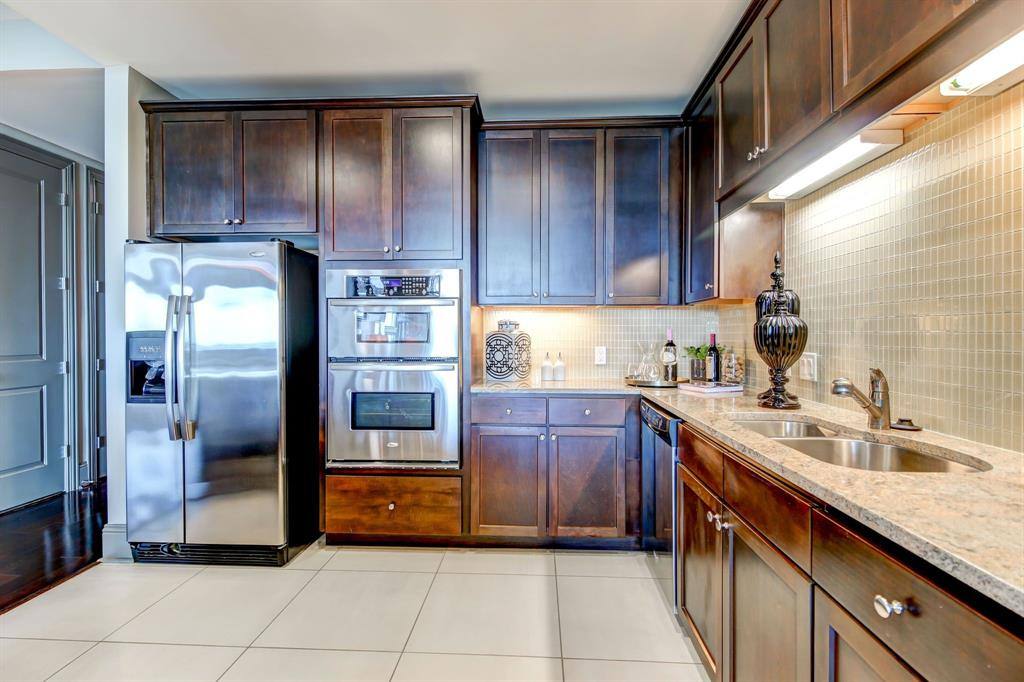 Condo for rent at 9870 Gaylord Dr #714, Houston, TX 77024